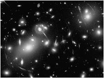 Karanlık maddeye ikinci aday da WIMP lerdir (Weakly Interacting Massive Particles -zayıf etkileşimli büyük kütleli parçacıklar).