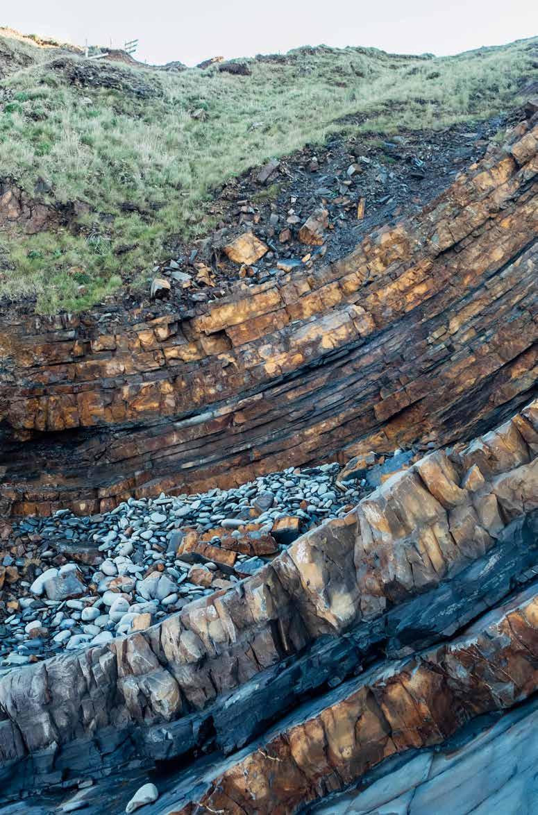 MINING / MADENCILIK Jeolojik Raporlama Geological Reporting Mitto, ilk saha incelemesinden başlayıp detaylı araştırmalara ve kaynak tahmini aşamasına kadar bir dizi jeolojik rapor sunar.