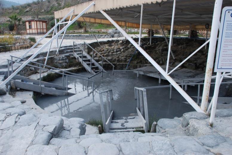1.4.3.4 Sarayköy Termal Turizm Merkezi İlçe, Menderes Ovası nda kurulmuş olup, jeotermal kaynaklar açısından oldukça zengindir.