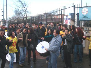 Şekil-5: KESK ve TTB nin 2011 yılında 1 günlük iş bırakma eyleminden.