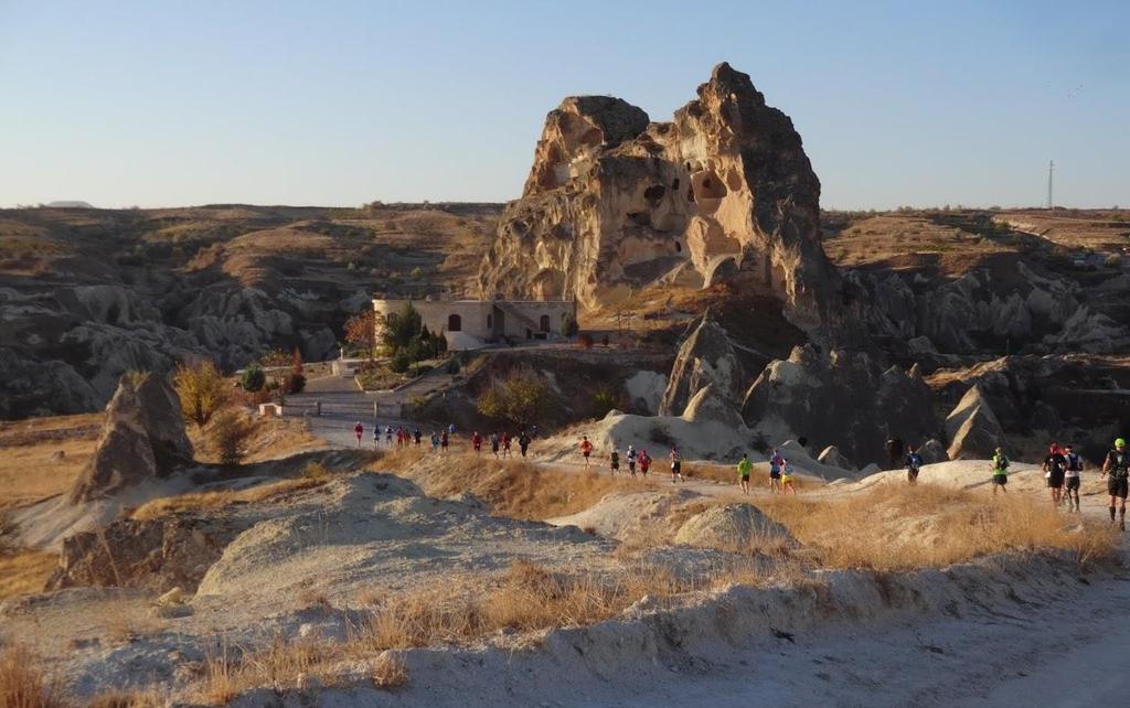 ile bir uçtan öbür uca Kapadokya yı koşmak için Yüksek platolar