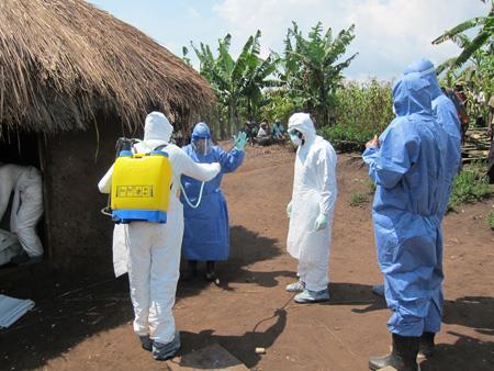 belirli bir süre zarfında bir bölgedeki sağlık çalışanlarına yönelik ebola riski