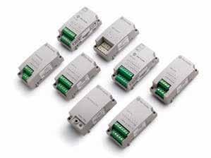 kanalları 2085 Ek I/O Modülleri Dahili USB 2.0 (non-isolated) Standart USB printer kablosu kullanılabilir Micro810 12pt adaptör kullanılmalıdır - Dahili USB 2.