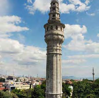 Orhan Veli Kanık Bu tepenin üzerinde Nuruosmaniye Külliyesi bulunduğu için, tepeye Nuruosmaniye Tepesi denir. Tepeyi süsleyen Nuruosmaniye camisi İstanbul da inşa edilmiş ilk barok özellikli camidir.