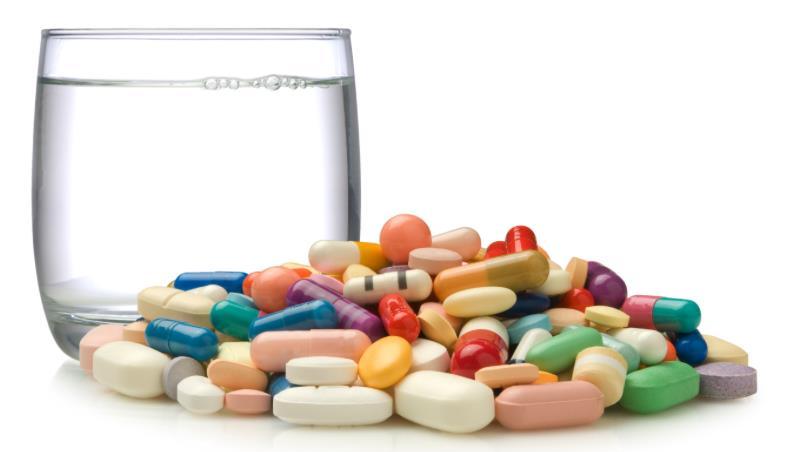 Bu İlaçları Kullanmayın! Ameliyattan 14 gün önce E vitamini, balık yağı veya bitkisel ilaç almayın. Ameliyattan önceki 7 gün boyunca Aspirin kullanmayın.