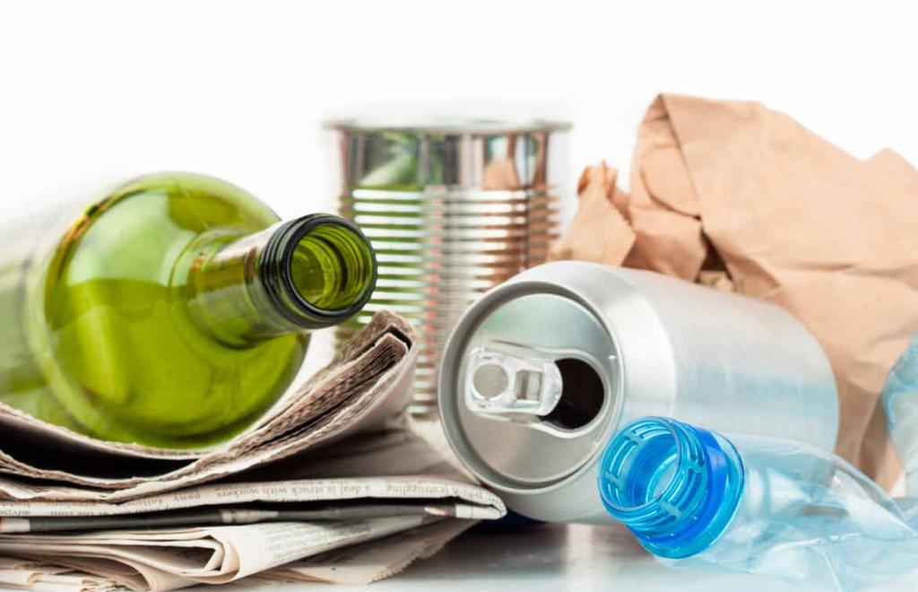 Goed sorteren om beter te recycleren Daha iyi geri dönüşüm için iyi tasnif Plastic flessen, kartonnen dozen, glazen bokalen Huishoudelijke verpakkingen horen bij het dagelijkse leven.