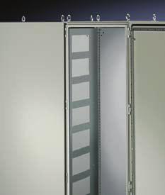 Paneller Bölücü/izole edici paneller Bölücü paneller ve modül plakası sistemi Daha fazla seçenek: Bir bölücü duvarın yuvaları özel olarak 6 yada 24 kutuplu konnektörler, kablo girişleri için modül