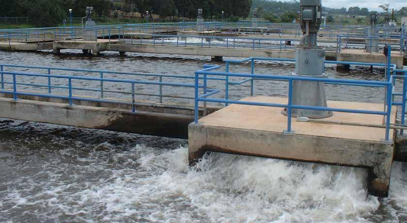 35 36 ENDÜSTRİYEL ATIKSU ARITMA TESİSLERİ INDUSTRIAL WASTEWATER TREATMENT PLANTS Gelişen sanayileşme ve birçok farklı dalda endüstri kolları, üretim prosesleri neticesinde açığa çıkan atıksuların çok