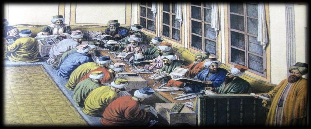 Kendinden önceki Müslüman devletlerde olduğu gibi Osmanlılarda da medreseleri genel anlamda iki grupta mütalaa etmek gerekir.