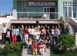 107 gönüllünün katılımıyla 1995 yılında kurulan BİKEV; Balıkesir'de ilk okul düzeyindeki kız öğrenciler için bir yurt kurmuştur.