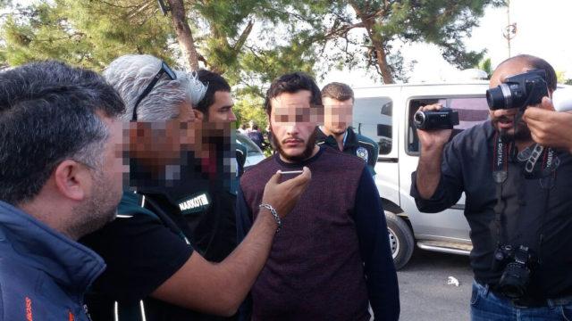 Türk ün oğlu S. Türk ün kullandığı şirket aracı Bodrum girişinde Polis ekipleri tarafından durduruldu.