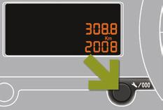 Kilometre sayaçları Toplam ve günlük kilometreler, kontak kapatıldığında, sürücü kapısının açıldığında, araç kilitlendiğinde ve kilitleri açıldığında, 0 saniye boyunca ekrana gelir.