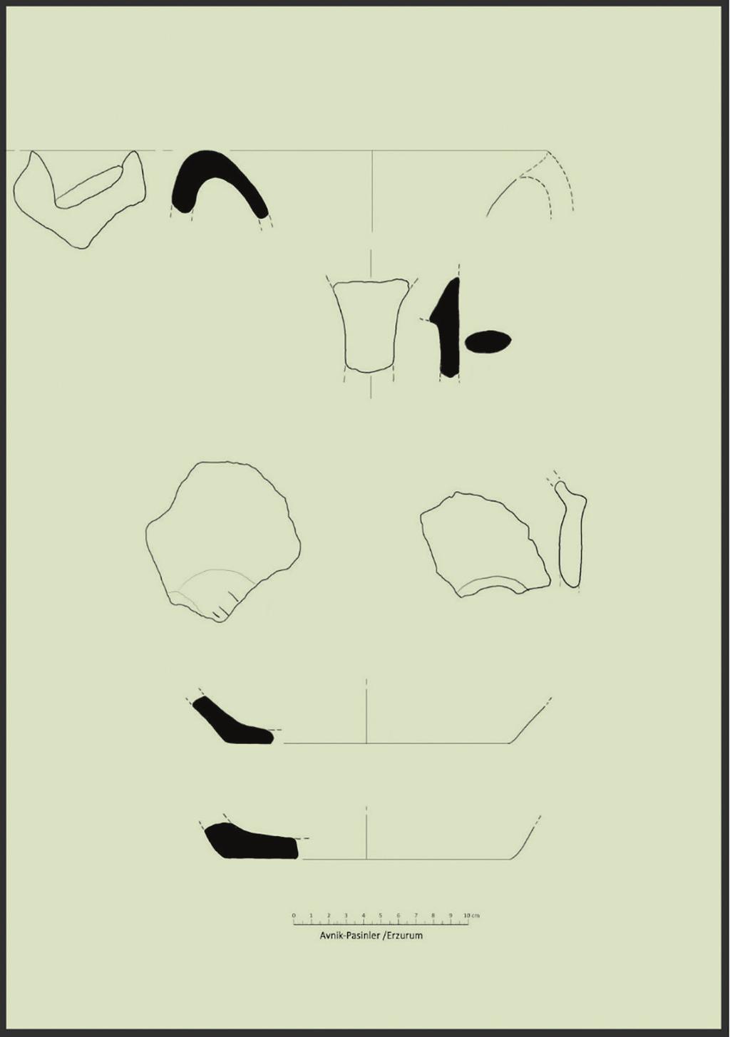 128 Yavuz GÜNAŞDI Figure 20: Keramik Çizimleri / Ceramic Drawings aşağıya doğru inmektedir.