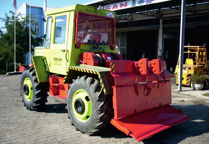 Tomruk Çekici ve Sürütücü Vinç Attractive Timber Cranes and Drivers - Kablolu Valf Kontrol Kumandası - Traktör Kuyruk Mili Hareket Sistemi -