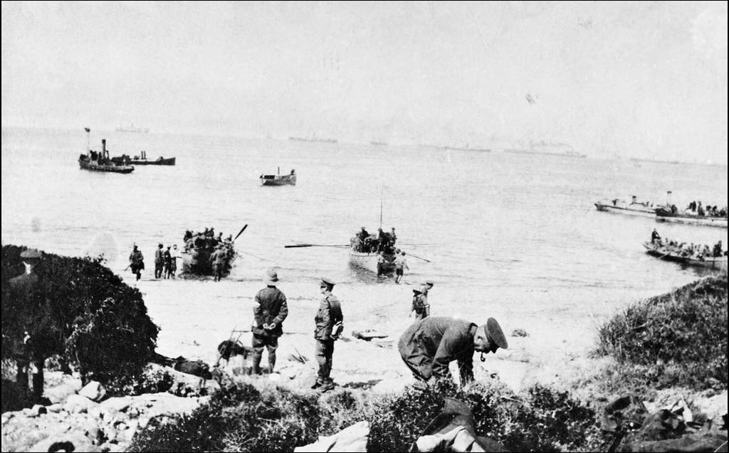 Çanakkale Boğazı nın İtilâf donanması tarafından zorlanması sırasında Çanakkale bölgesinde az sayıda Osmanlı kara kuvveti bulunuyordu.