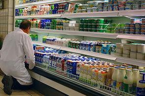 Et, süt, balık, içecek, un, şeker, zeytin yağı, konserve Gıda işleme sanayi BAŞLICA SANAYİ DALLARI GIDA SANAYİ GSMH nın %5 i 300 Bin