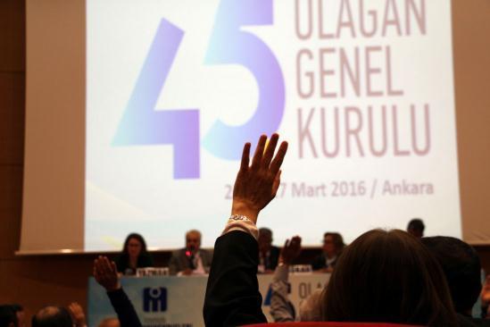 Dönem Yönetim Kurulu ilk toplantısını 5 Nisan 2016 tarihinde gerçekleģtirdi. Toplantıda 45. Dönem Yönetim Kurulu görev dağılımı yapıldı.