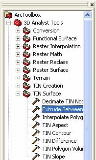 Extrude Between penceresinde üçgensel ağ modelleri sırasıyla üstteki ve onun