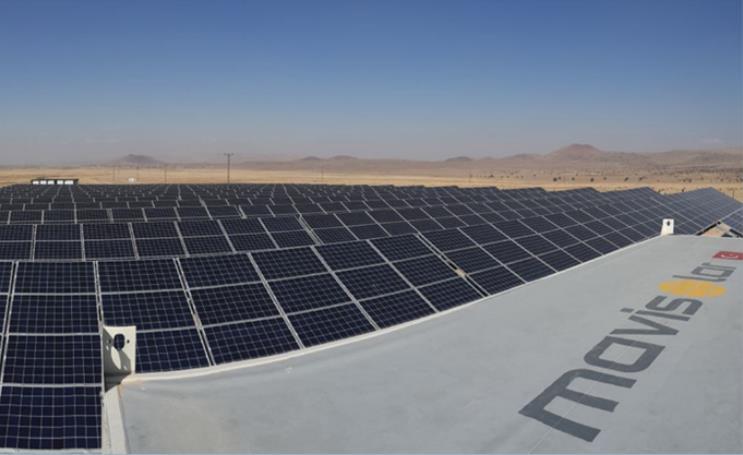 İstasyonu Lokasyon: Kaş / Türkiye 250 kwp MODGES EVİRİCİ