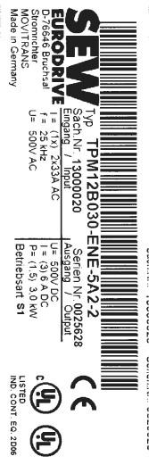 3 Tip Tanımı, Tip Etiketleri ve Teslimat İçeriği Örnek: Etiket TPM12B030 Etiket cihazın yan tarafına yapıştırılmıştır.