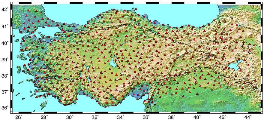 gibi pek çok farklı disiplinle birlikte çalışır. Jeodezi bilim dalı değişen dünyanın ihtiyaçları doğrultusunda kendini zamanının gereklilikleri doğrultusunda geliştirir.