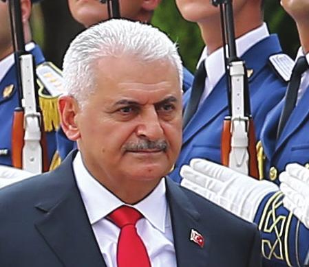 2 BAŞBAKANDAN Başbakan Binali Yıldırım Milletime, Bir Ali Değil, Bin Ali Feda Olsun TBMM Genel Başkanımız ve Başbakanımız Sayın Binali Yıldırım, Meclis Genel Kurulunda anayasa değişiklik teklifine