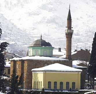 Üftade Camii ve Türbesi 1490 yılında Bursa da dünyaya gelen din alimi Üftade Mehmed Muhyiddin, Ulucami nin ilk müezzinidir.