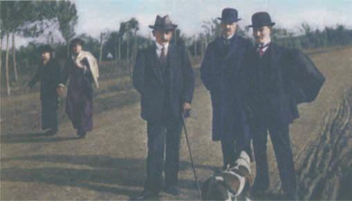 4. Mustafa Kemal Sofya da Mustafa Kemal in Ýttihat ve Terakki Cemiyeti üyeleriyle yaþadýðý fikir ayrýlýklarý onun 1913 te Sofya ataþemiliterliðine atanmasýna neden oldu.