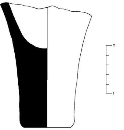 kumlu, bitkisel katkı maddesi Hamur Yapısı: Đyi pişmiş, sert Tanım: Đçi dolu, dibe doğru daralan kaide parçası