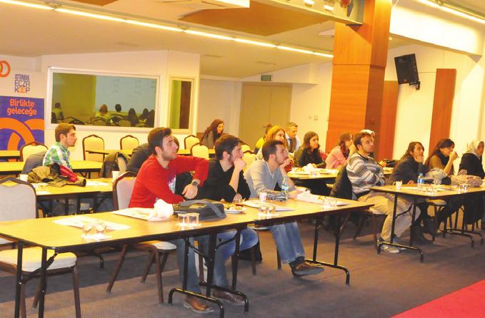 Üniversitesi Eczacılık Fakültesi öğrencileri ise 24 Mart 2015 tarihinde İstanbul Ecza Koop u ziyaret ettiler.