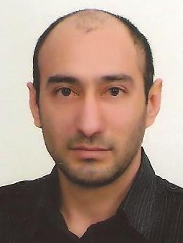 Eczanesi sahibi ve sorumlusu Ecz. Mehmet Hadi Tomruk, 4 Ocak 2014 tarihinde yaşamını yitirdi.