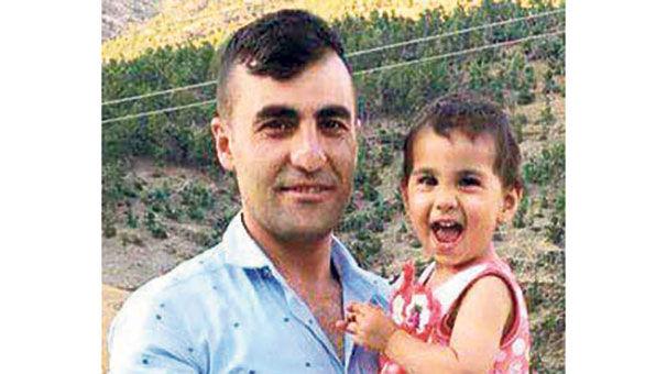 Kayseri de iki acı Uzman Çavuş Osman Çelik in (29) ailesinin Kocasinan ilçesinde yaşadığı eve gelen askeri yetkililer Ali ve Suriye Çelik çiftine acı haberi bildirdi.