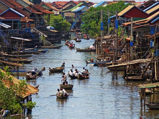 3.GÜN / 23 OCAK 2018 / SALI Sabah erken saatlerde 6 saat sürecek olan Siem Reap yolculuğumuza başlıyoruz.