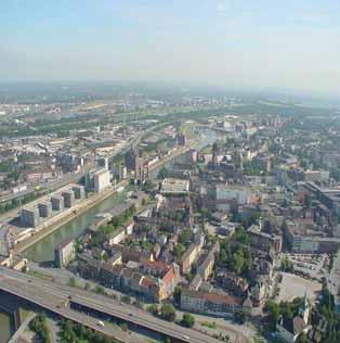 Kaynağı kömür olan termik elektrik santrali Stadwerke tek başına Duisburg şehrinin tüm elektrik ihtiyacını karşılamaktadır.