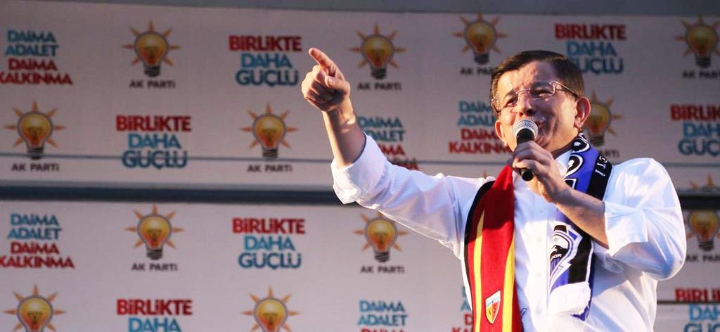 Gezi dönemi gibi manipülasyon var Mayıs 29, 2015-10:58:00 Başbakan Davutoğlu, "Şimdi birçok batılı yayın organı HDP'ye destek için yayınlar yapıyor.