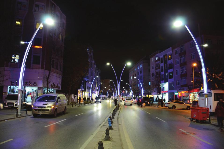 onarım çalışmaları yapılarak daha güvenli 4 saat aydınlık gecesiyle de gündüzü gibi yaşanır bir hale getirildi.