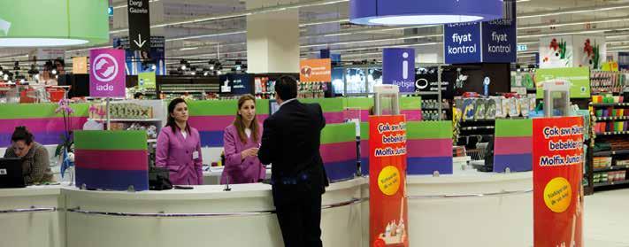 CarrefourSA 2012 Faaliyet Raporu 38 39 KASA HİZMETLERİNde MÜŞTERİ MEMNUNİYETİ %75 ARTIŞ müşteri hizmetleri eğitimi 45 bin saat Aktivite Mağaza Projesi ile mağazaların çalışma sistemi değiştirilerek