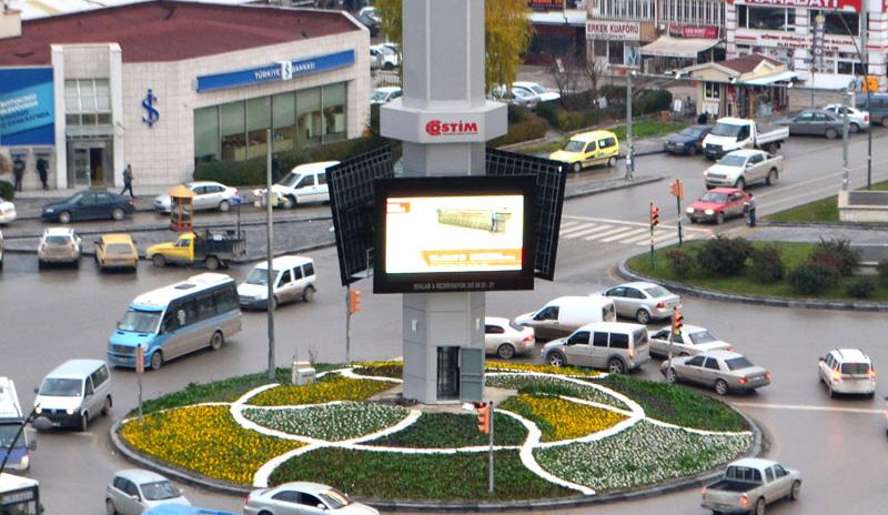 VİDEOWALL (LED EKRAN) Ostim Organize Sanayi Bölgesi nde Farklı bir Açıkhava reklam mecrası olarak Videowall Led Ekranlı Totem uygulaması yenilendi.