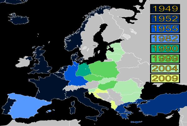 Türkiye NATO ya 1952 yılında üye olmuştur.