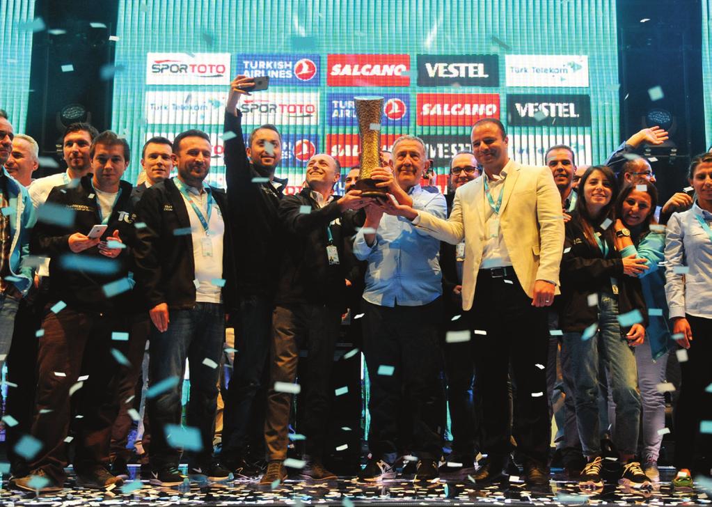 Dünya turu takımlarından Astana Pro (Kazakistan), Emirates (Birleşik Arap Emirlikleri), Bora- Hansgrohe (Almanya), Trek- Segafredo (ABD) ile profesyonel kıta takımları Androni Sidermec Bottecchia