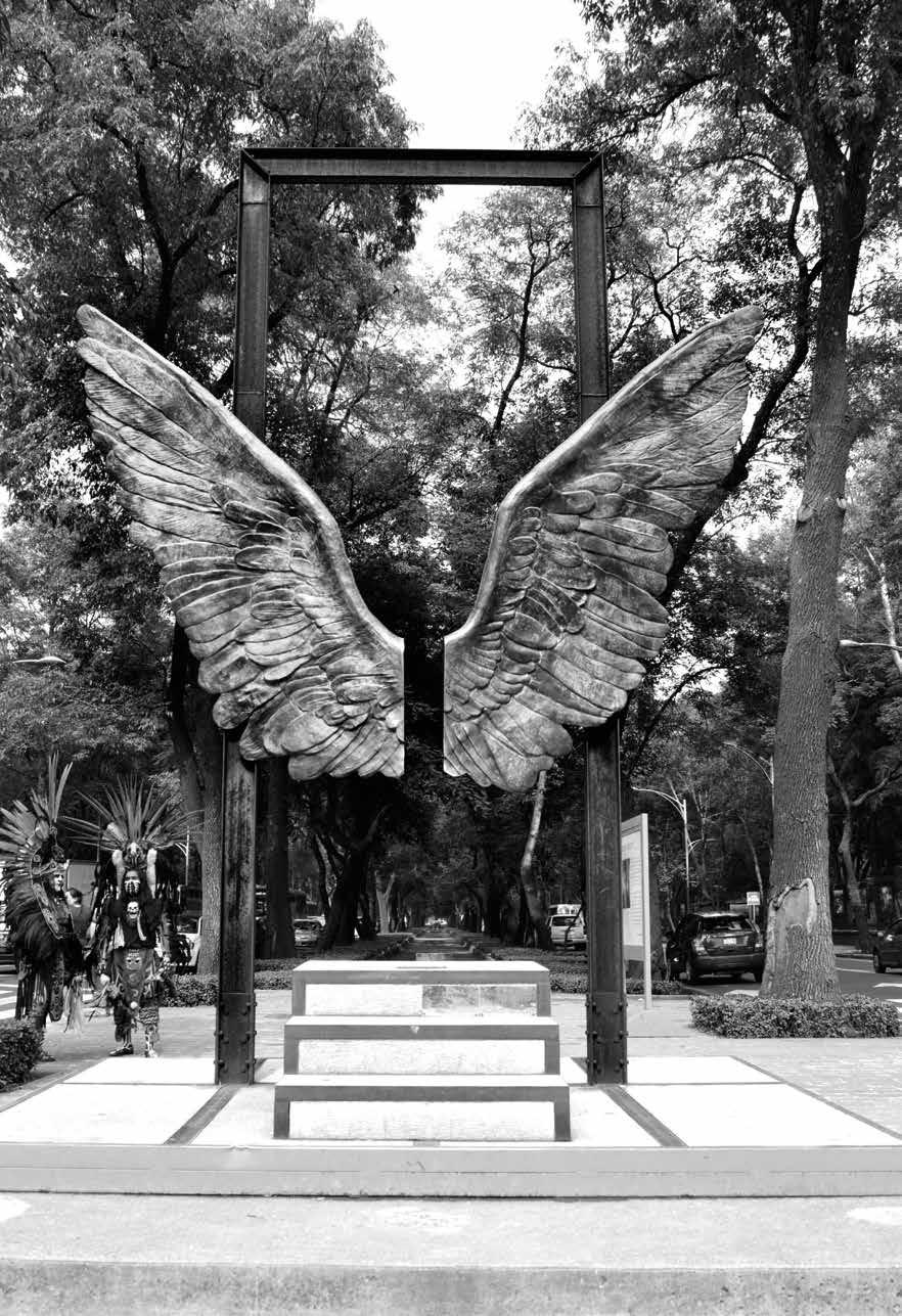 Dotado de ubicuidad, el criptófono desparejado oye la voz de las cosas, y también la voz de sus propios humores. Lo sé desde que el cielo se ha convertido en mi cerebro.