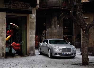 İngiliz markası Bentley, 1910 lu yılların başından beri otomobil tarihinin en prestijli ve lüks modellerini üretmesiyle tanınmaktadır.