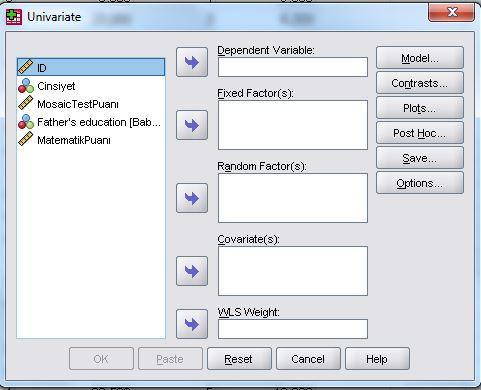 Açılan Univariate ekranında ANCOVA analizleri için ANOVA da olduğu gibi bir bağımlı değişken (dependent) ve bir de grup
