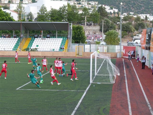 Lig Beyaz Grup takımlarından Menemen Belediyespor a 5-0 mağlup oldu.