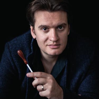 Mathieu Herzog şef conductor Orkestra şefi, viyola sanatçısı, besteci, aranjör ve Quatuor Ebéne nin kurucusu olmasının yanı sıra sayısız başka özelliği olan Mathieu Herzog, dört dörtlük bir sanatçı.