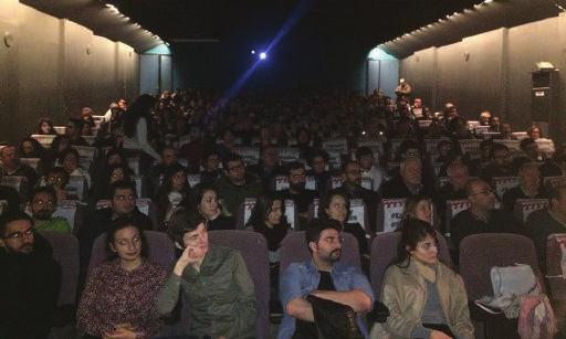 yönettiği Babamın Kanatları filminin TMMOB özel gösterimi 5 Aralık 2016, Pazartesi günü yapıldı. Kadıköy Rexx Sineması ve Beyoğlu Sineması nda gerçekleştirilen film gösterimlerine ilgi yoğun oldu. 23.
