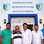 Başkan Kocadon: Tam anlamıyla kenetlendik, başarının geleceğine inanıyoruz Bodrumspor a üçüncü lig yolunda başarılar dileyen Bodrum Belediye Başkanı Mehmet Kocadon, Bodrumspor artık başarıdan