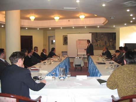 aya n oluflturan "Tahsilat Hedefli Sat fl Süreci" e itim program 15-16 Mart 2004 tarihlerinde Ankara'da düzenlenmifltir.