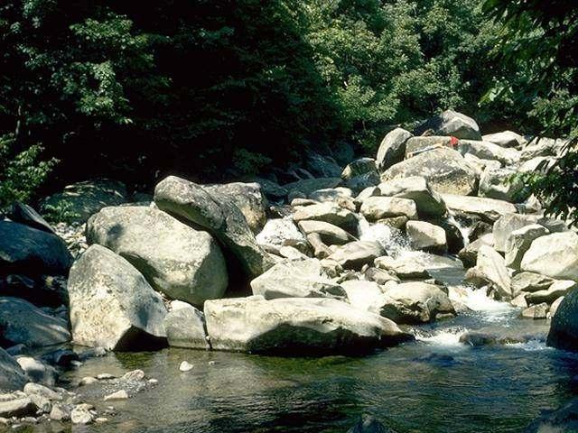 SedimanterSEDĐMANTER bir kayacın ve oluşumunda METAMORFĐK en KAYAÇLAR az dört evre vardır 1-Mevcut kayaçların ayrışması 2-Kayaçların ayrışması ile oluşan