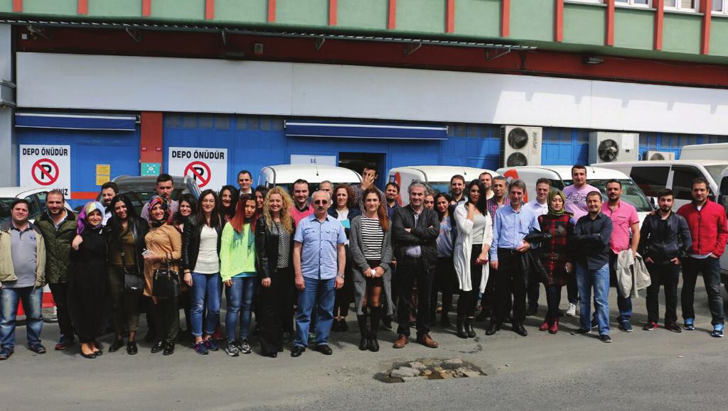 Eczane Teknisyenlerinin gelişimine katkı sağlaması hedeflenen konuların işlendiği İskoop Akademi eğitim programı planlandığı gibi farklı hizmet bölgelerinde devam ederken; Eczacılara yönelik